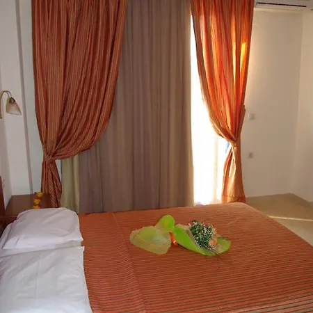 Gold Apartments Platanias Camera foto