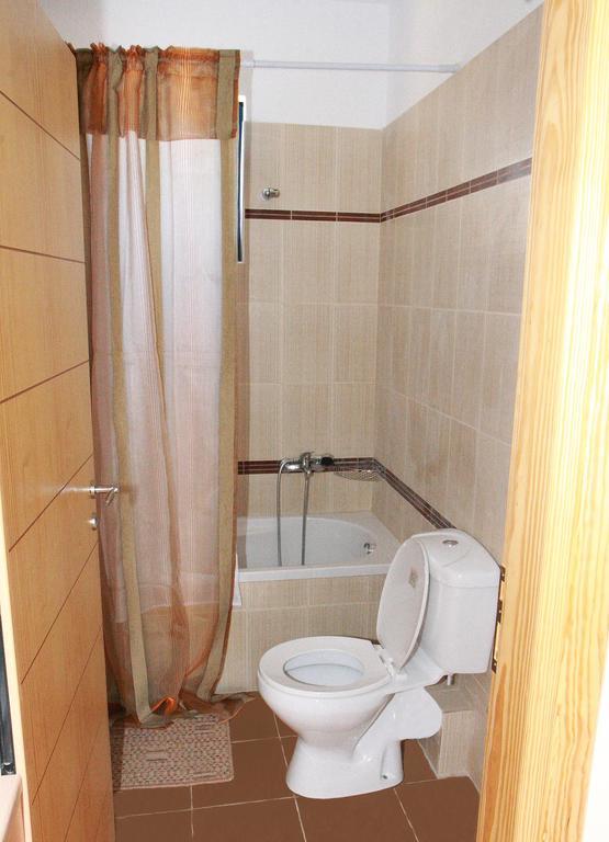 Gold Apartment *